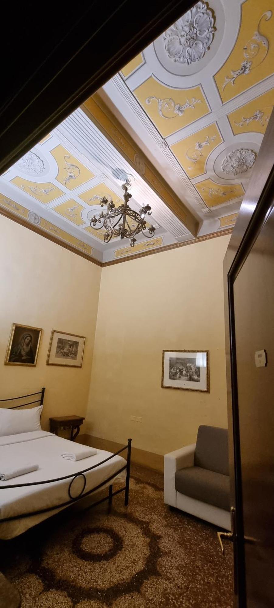 Palazzo Bargellini Panzacchi Apartments Bologne Chambre photo